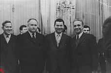 В Советском Посольтве во Франции
